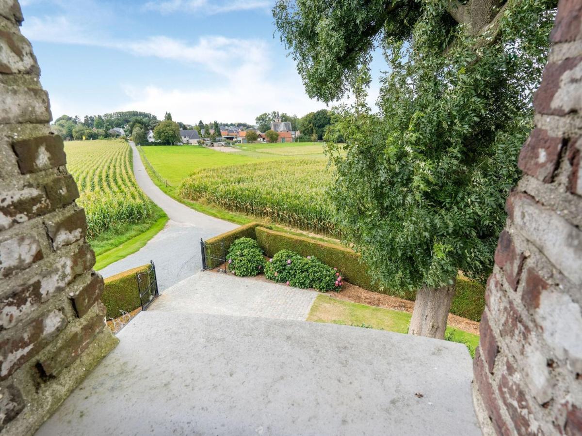 Stunning Holiday Home In Oombergen With Terrace And Garden Zottegem Zewnętrze zdjęcie