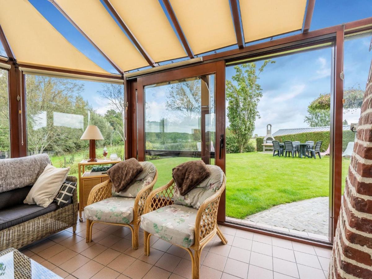 Stunning Holiday Home In Oombergen With Terrace And Garden Zottegem Zewnętrze zdjęcie