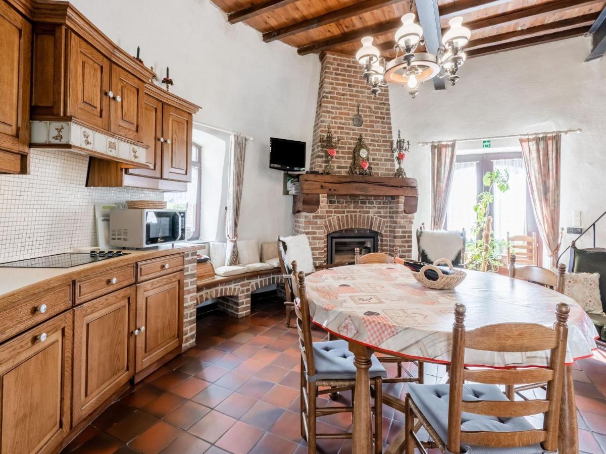 Stunning Holiday Home In Oombergen With Terrace And Garden Zottegem Zewnętrze zdjęcie
