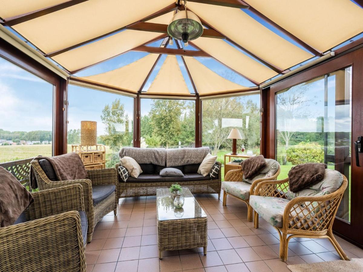 Stunning Holiday Home In Oombergen With Terrace And Garden Zottegem Zewnętrze zdjęcie