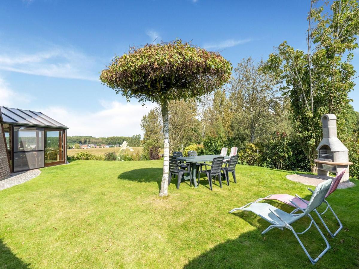 Stunning Holiday Home In Oombergen With Terrace And Garden Zottegem Zewnętrze zdjęcie